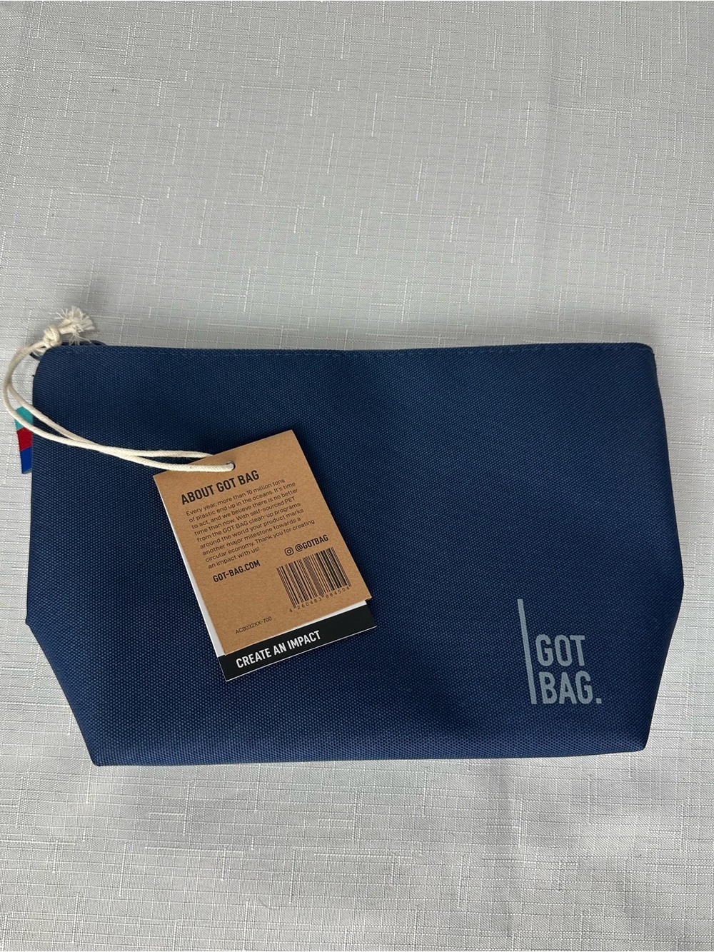 NWT Got Bag Blue Toiletries Bag